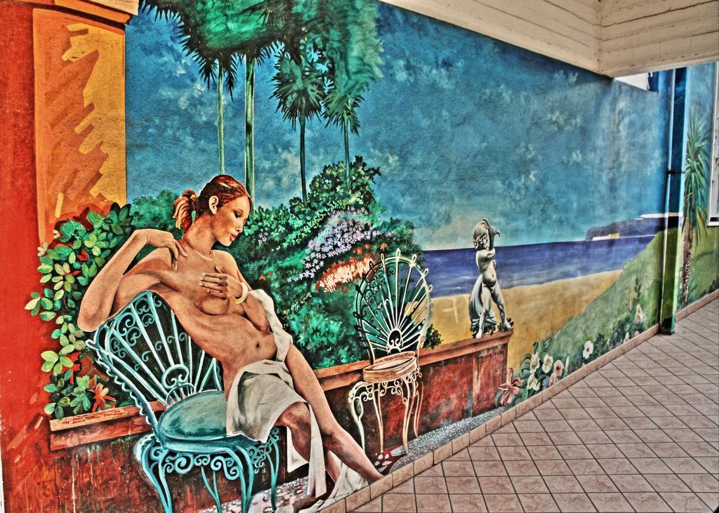 Hotel Universo Rimini Exterior photo